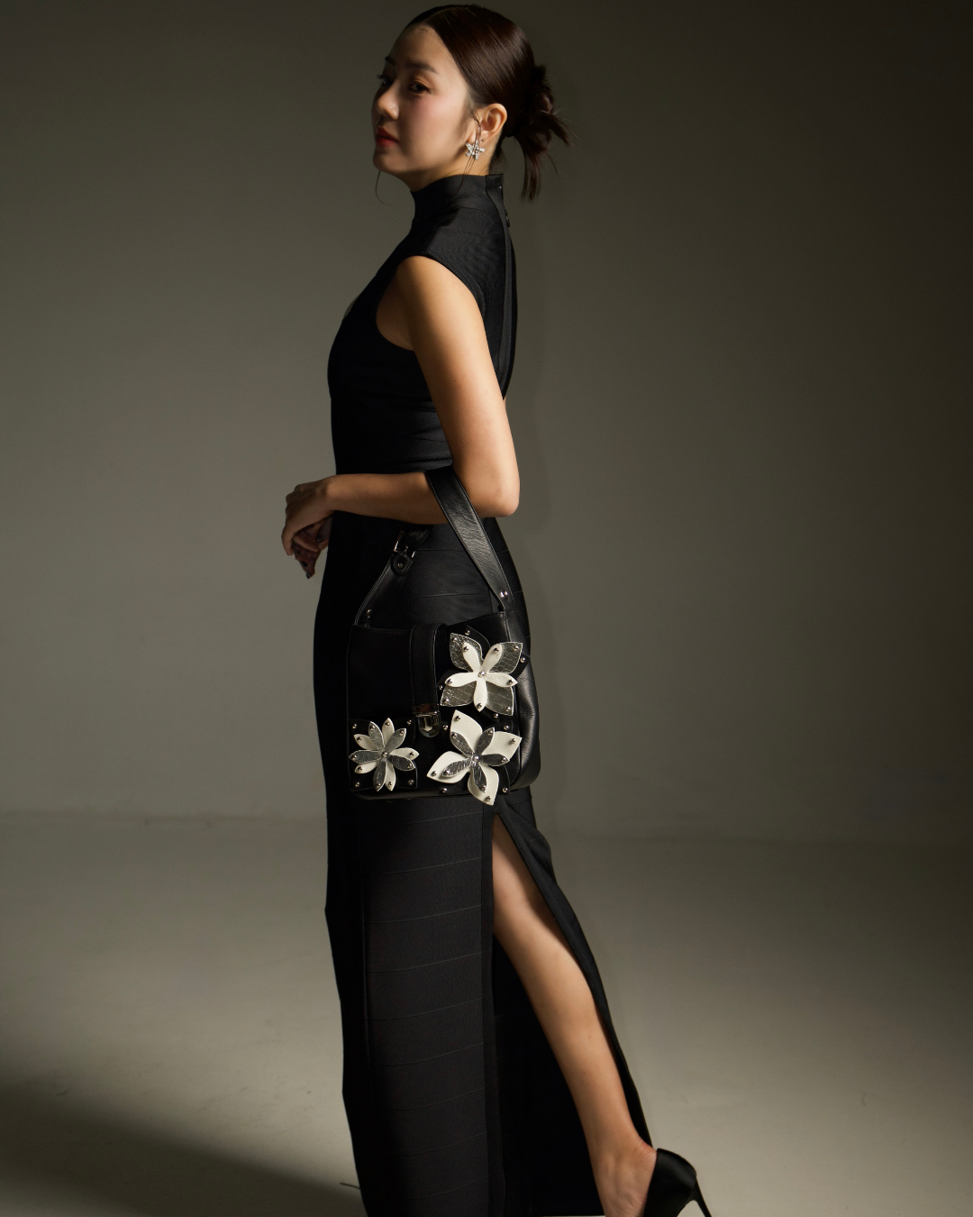 LIAÜ IRON FAIRY Black Shoulder Bag